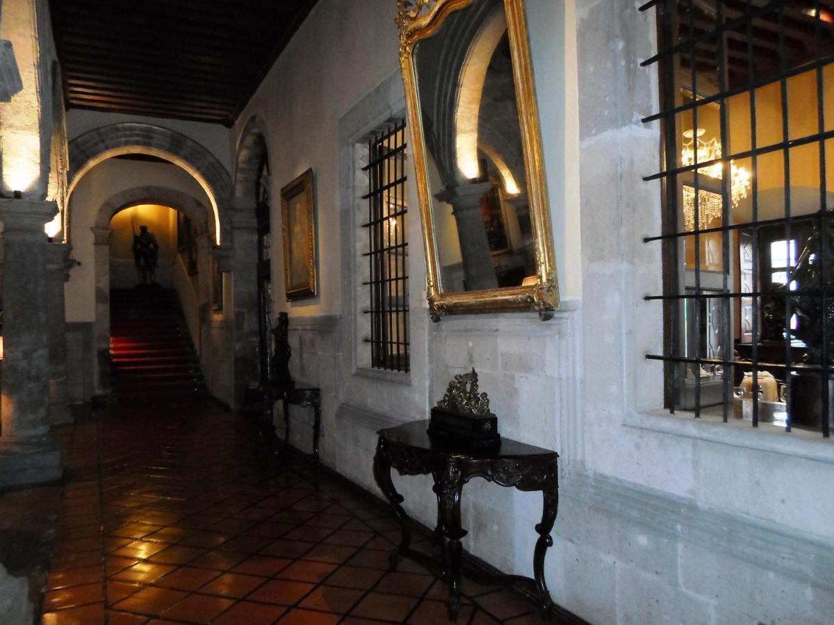 Virrey De Mendoza Hotel Морелия Екстериор снимка