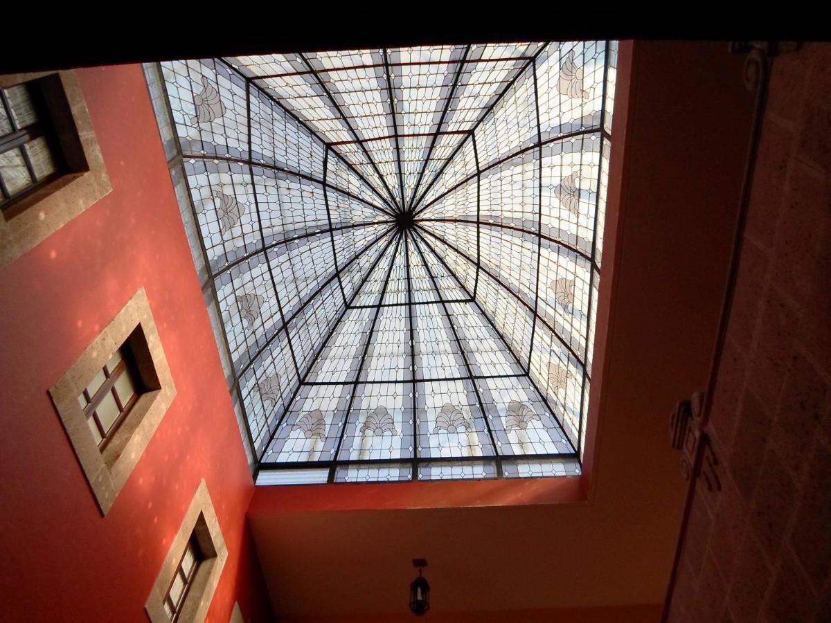 Virrey De Mendoza Hotel Морелия Екстериор снимка