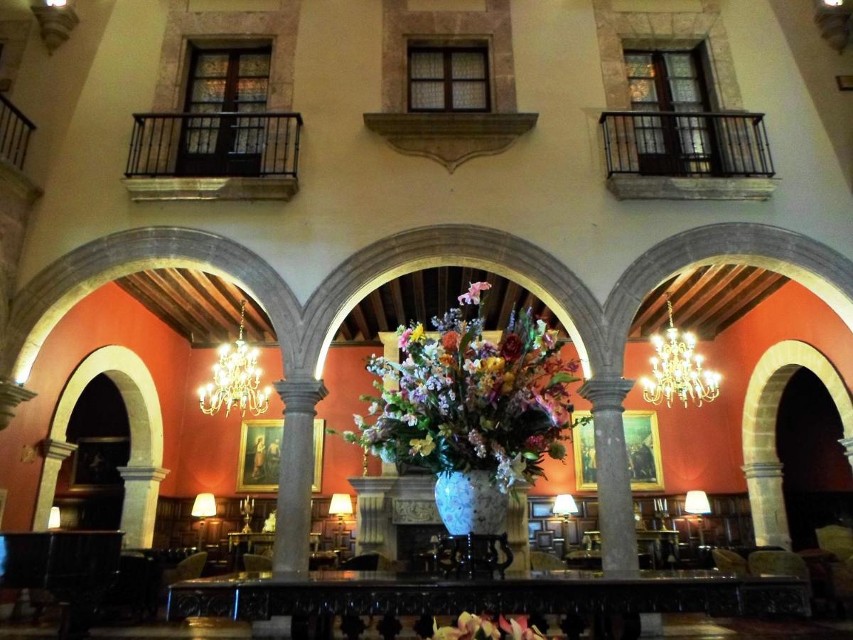Virrey De Mendoza Hotel Морелия Екстериор снимка