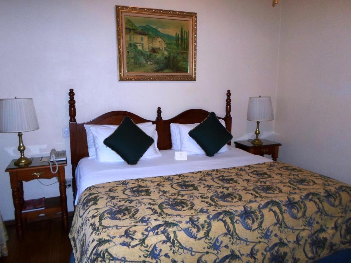 Virrey De Mendoza Hotel Морелия Стая снимка