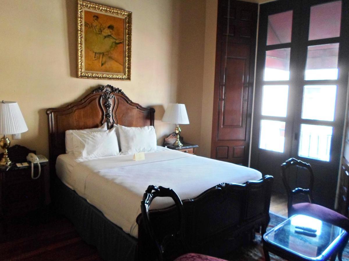 Virrey De Mendoza Hotel Морелия Стая снимка